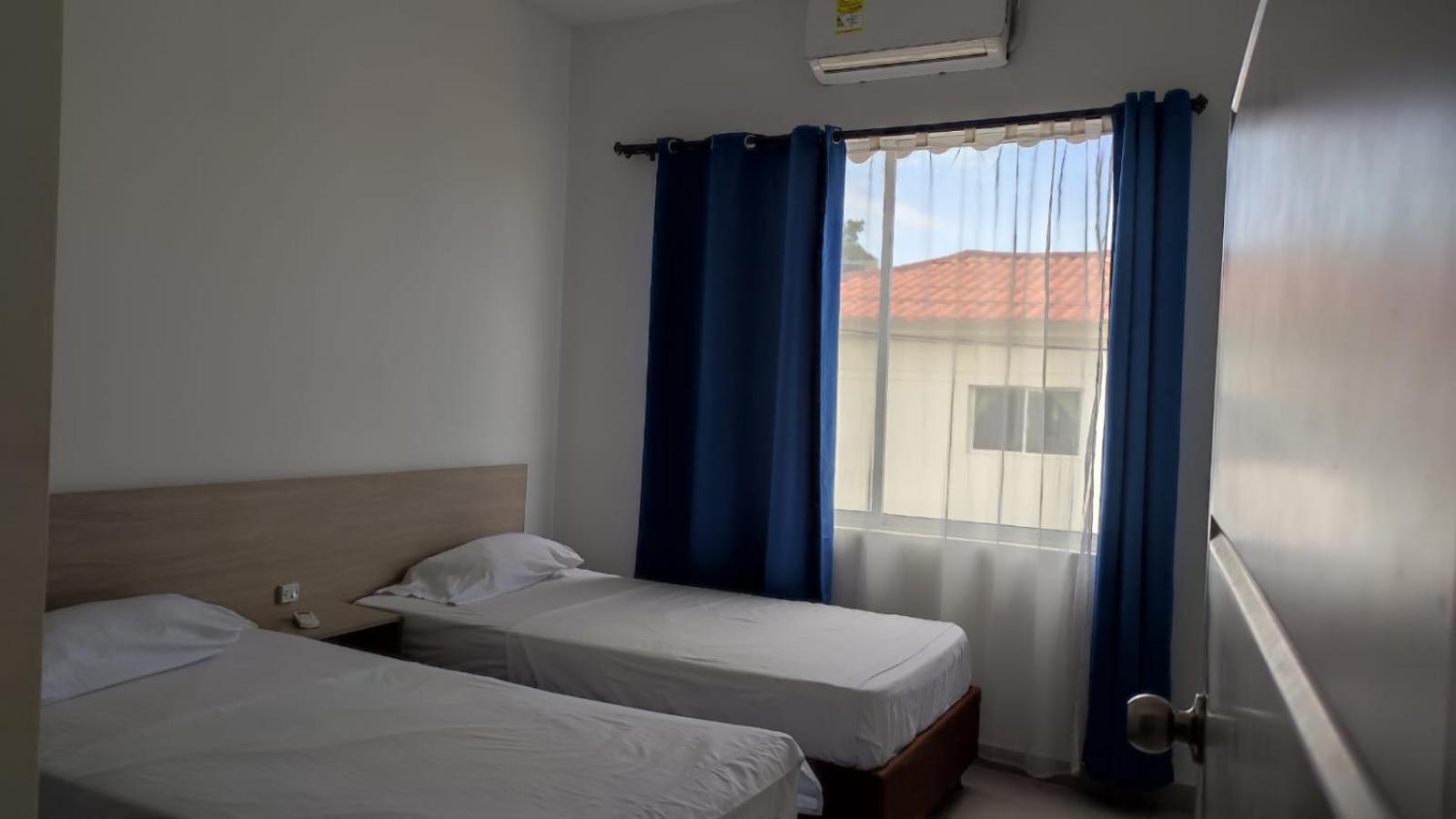 Apartahotel Vista Hermosa Inn — Photos 1